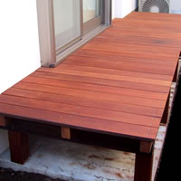 写真はリブなしE4E