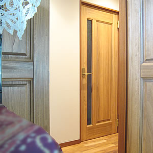 Ｉ邸洗面室ドア exsik003